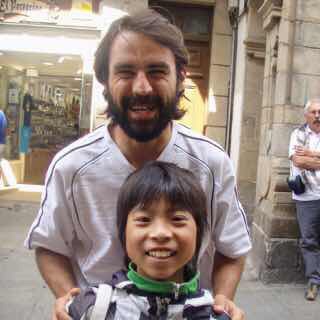 606サンティアゴ Santiago Camino 巡礼事務所 2h