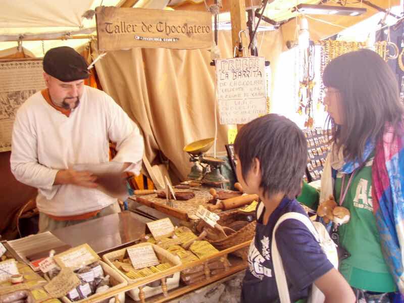 606サンティアゴ Santiago Camino 街並チョコ屋台12