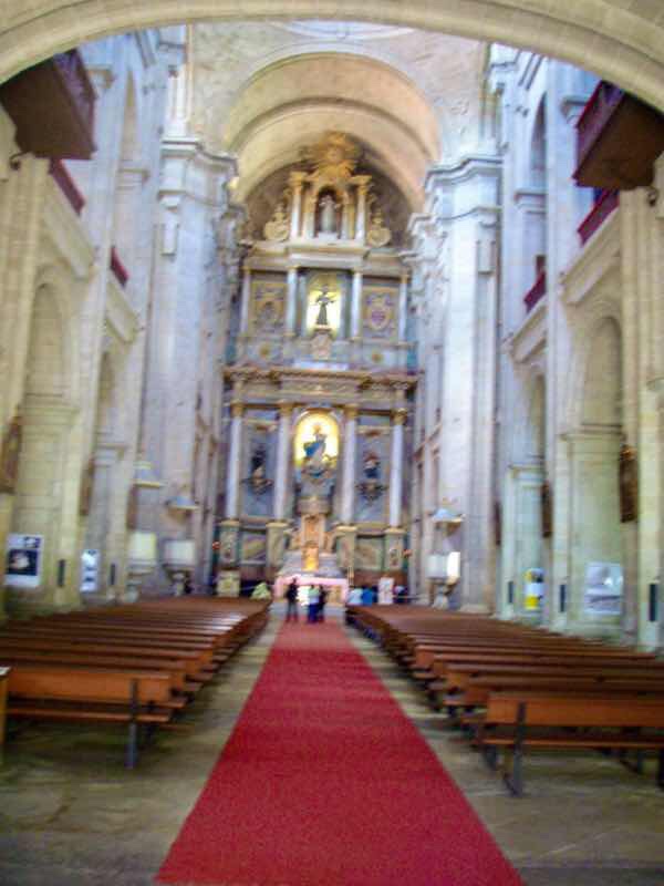606サンティアゴ Santiago Camino 教会中