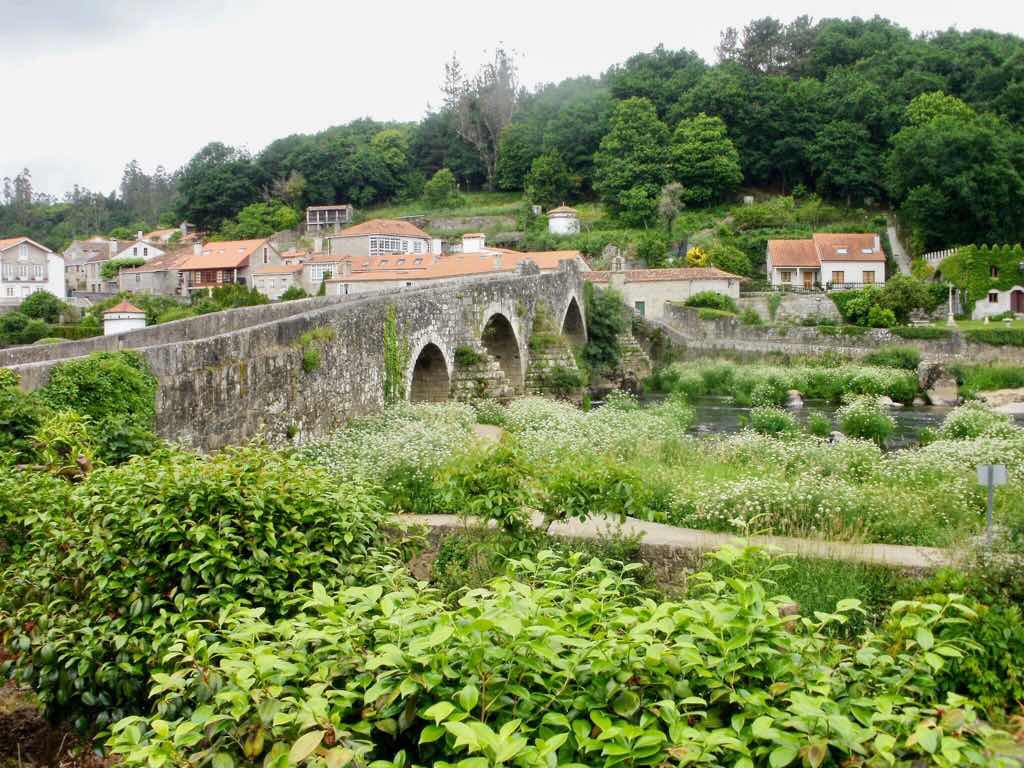 607サンティアゴ巡礼　ネグレイラ　橋　カミーノ