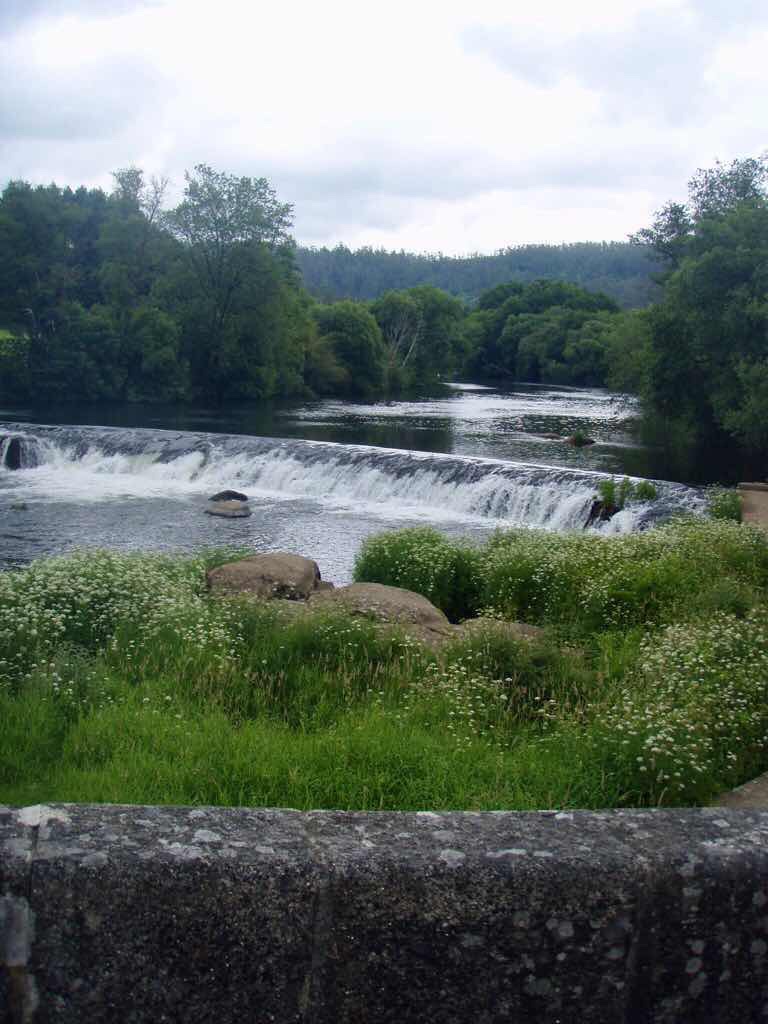 607サンティアゴ巡礼　ネグレイラ　川　カミーノ
