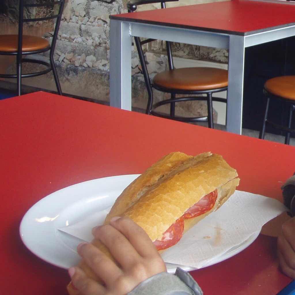 609 サンティアゴ巡礼　ボカディージョ　ハム　カミーノ　セー