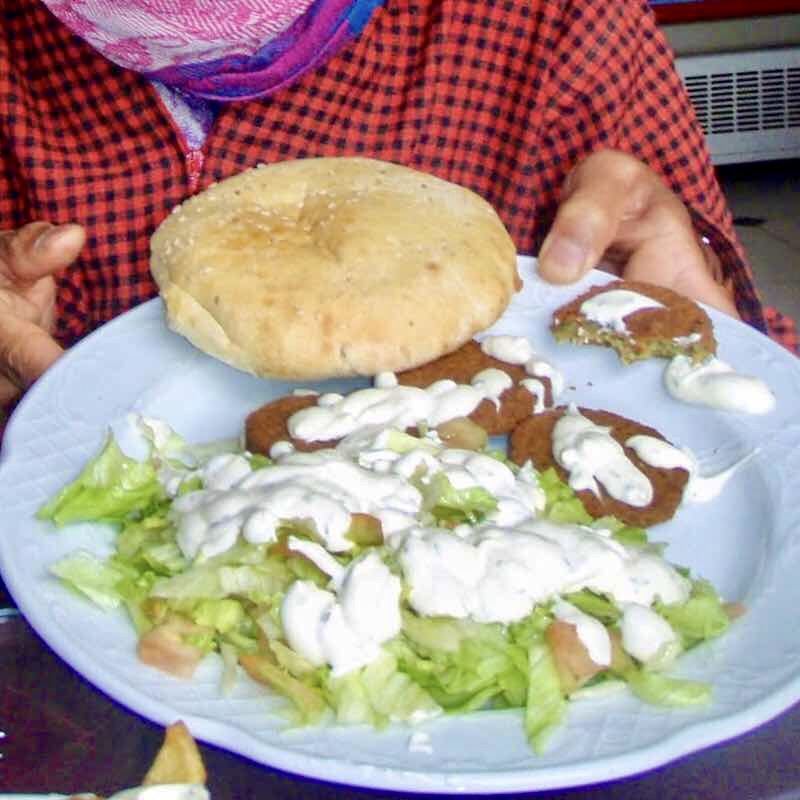 609 サンティアゴ巡礼　食事　ケバブ３ カミーノ