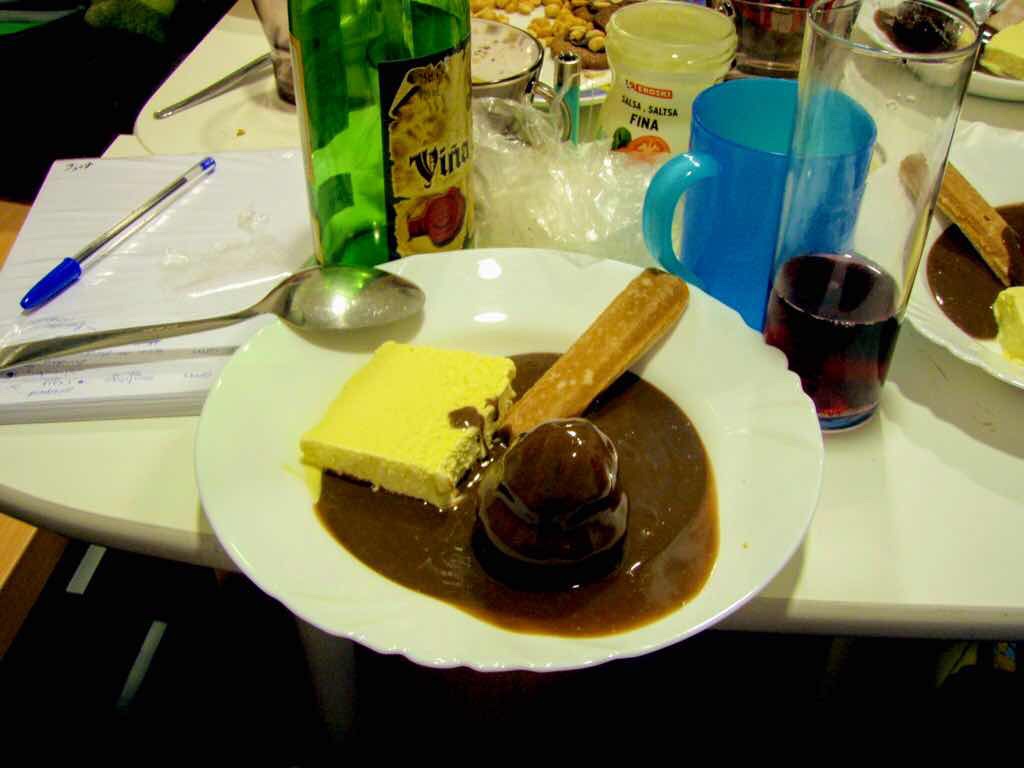 611 サンティアゴ巡礼　フィステラ　宿ハウス デザートカミーノ