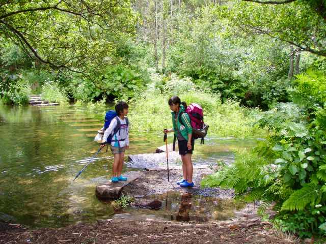 613ムシア　サンティアゴ巡礼　最終地Muxia ムシア　水没道　12向かい