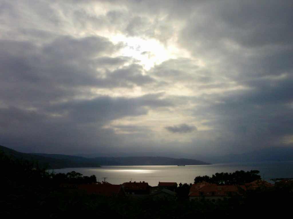 613ムシア　サンティアゴ巡礼　最終地Muxia フィステラ海　グレイ