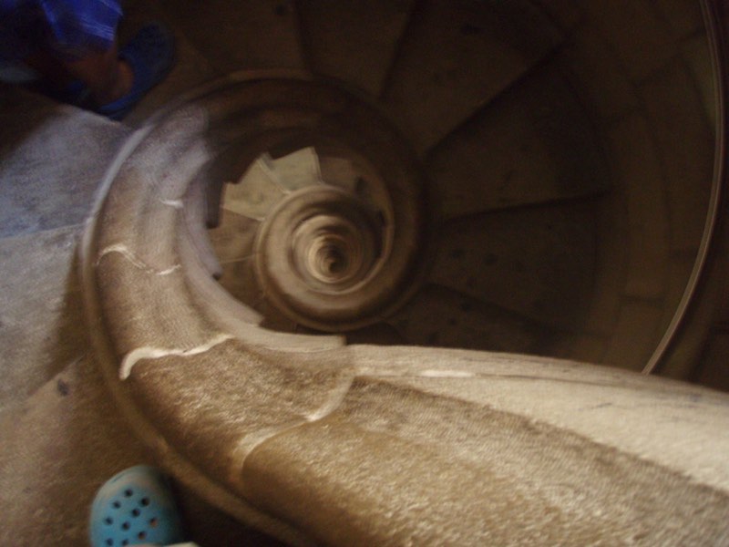 616サグラダファミリア　渦巻き　階段