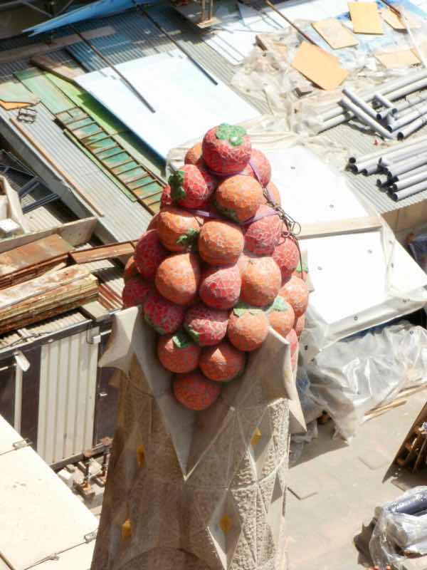 61サグラダファミリア　いちご塔