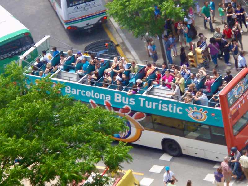 61サグラダファミリア　見おろし街バス