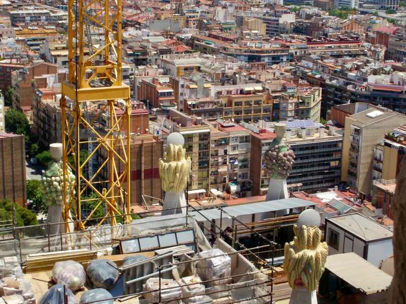 616サグラダファミリア　アスパラガス