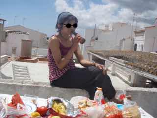 519メノルカ島　屋根空ビール3