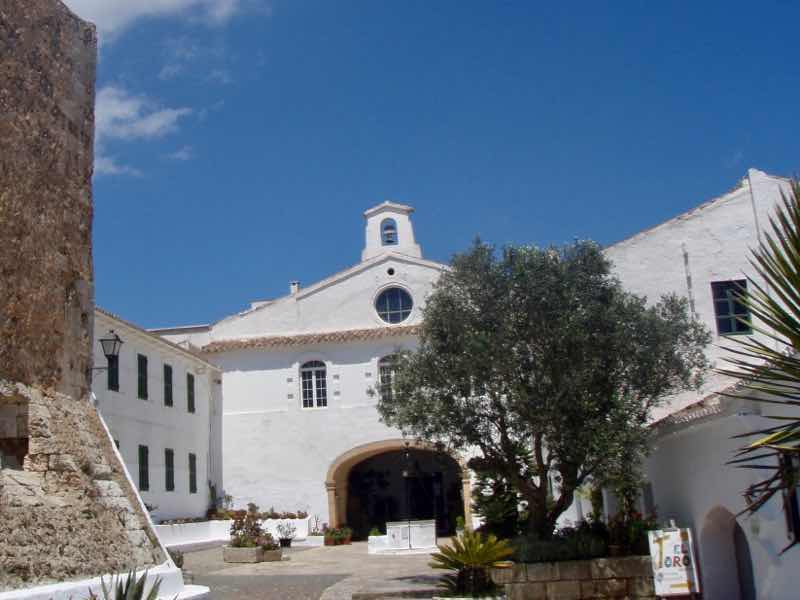 618メノルカ島Menorca 白い教会