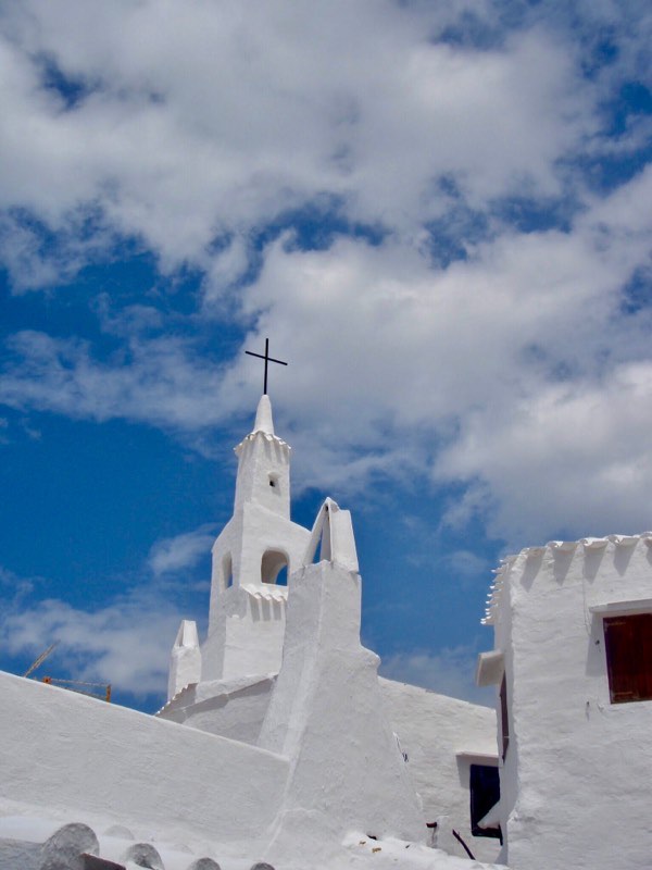 618メノルカ島Menorca 白い街教会