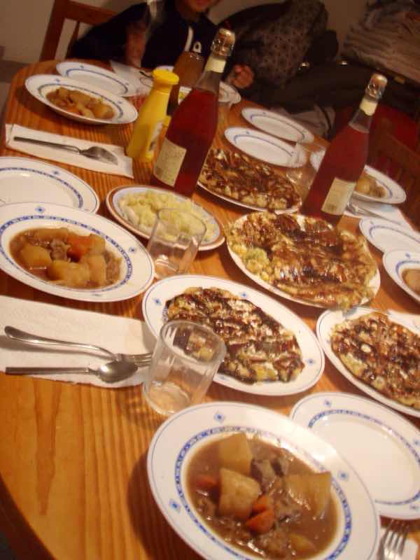 618メノルカ島Menorca ホセ家お好み焼きテーブル