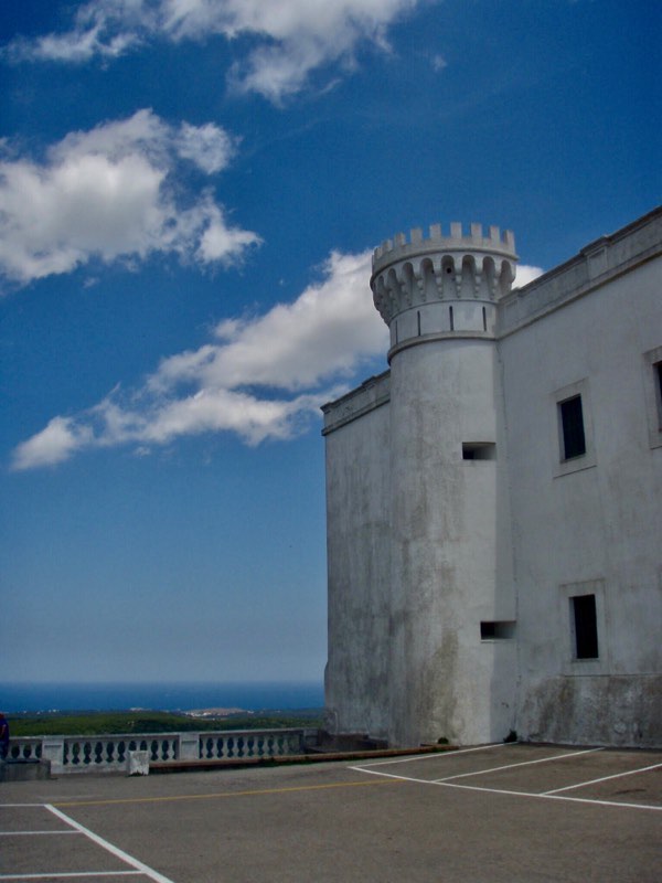 618メノルカ島Menorca 見晴らし城駐車場