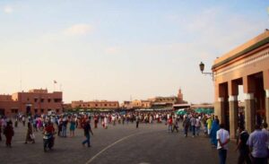 627モロッコマラケシュ バザール広場 馬車から