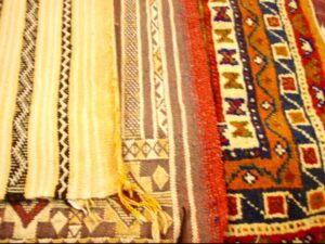 629サハラ砂漠ラクダトレッキング　絨毯がら