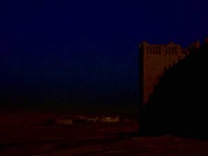 629 サハラ砂漠　夜ホテル前