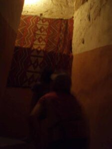 629モロッコ　絨毯売りハウス入り口