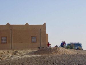 629 サハラ砂漠　境界ホテル　スタッフ1